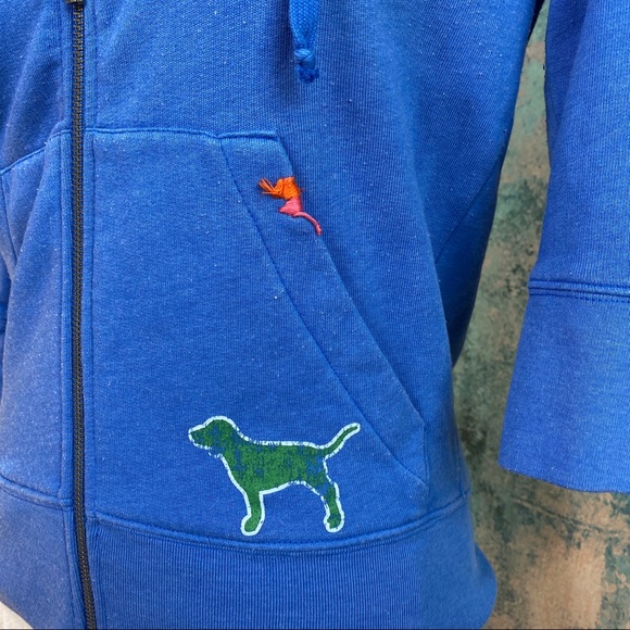 π PINK Victoriaβs Secret hoodie w/ dog & .... - Picture 6 of 7